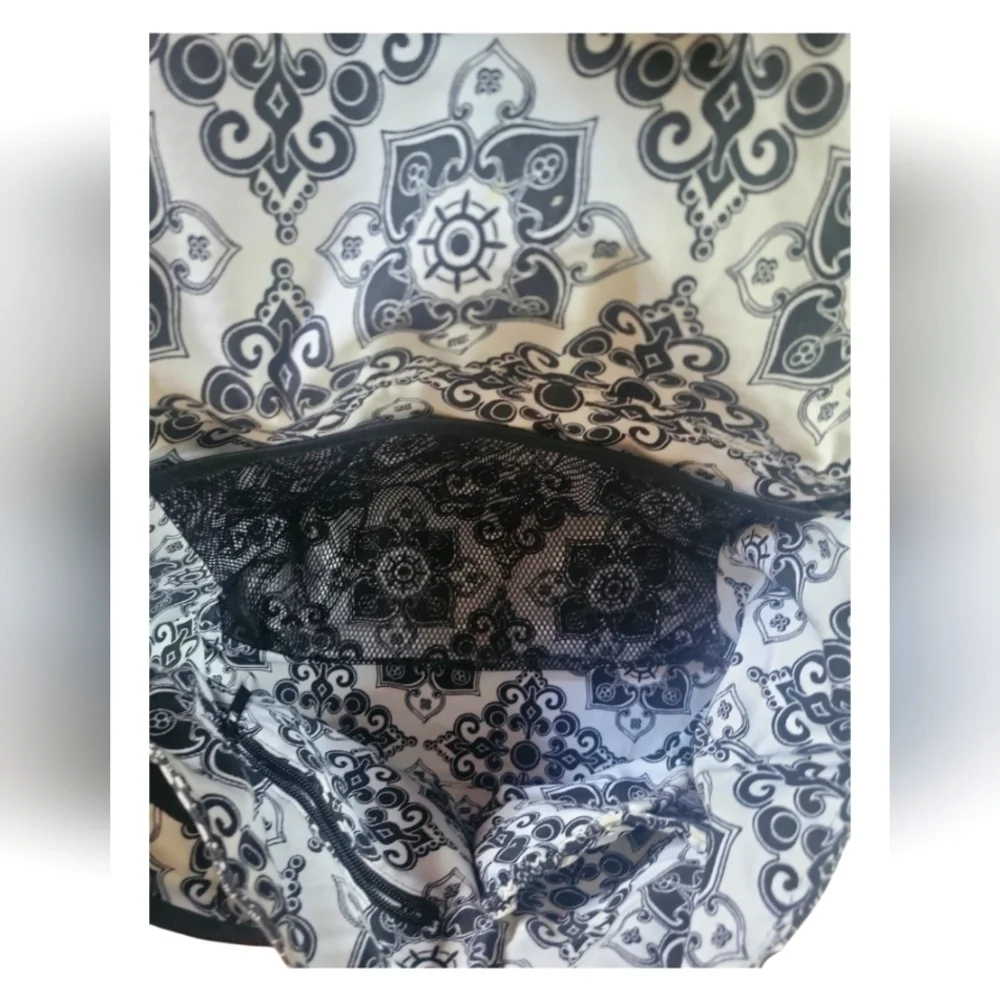 Trend Lab Black and White Floral Baby Diaper Bag Utility Set With Bottle Bag